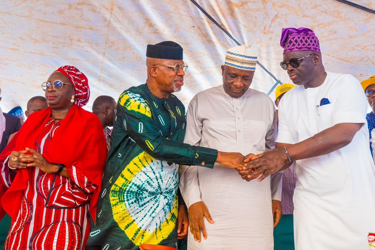 Ogun 2023: Kashamu, Jimi Lawal’s Groups dump PDP’s Adebutu, Endorse APC’s Abiodun for 2nd term