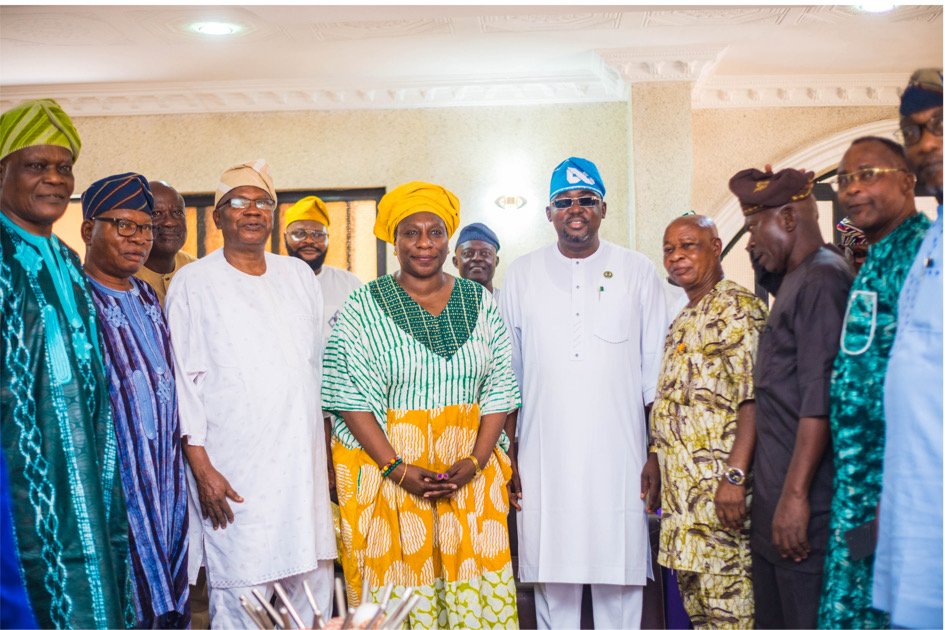 Ogun 2027: Iyabo Obasanjo Meets APC Leaders in Obafemi Owode, Gains Strong Reception