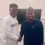 Ogun PDP Suffers Setback as PDP Chieftain Olaseni Salako Support Groups Join APC, Unite Behind Yayi